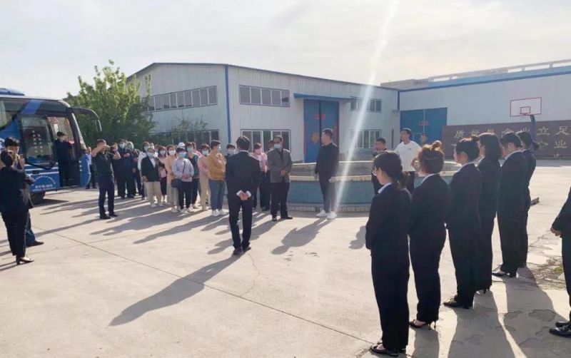推動養(yǎng)殖行業(yè)綠色健康發(fā)展丨河北省各級領(lǐng)導、養(yǎng)殖單位和逸凡蔚嵐生物科技蒞臨我司調(diào)研